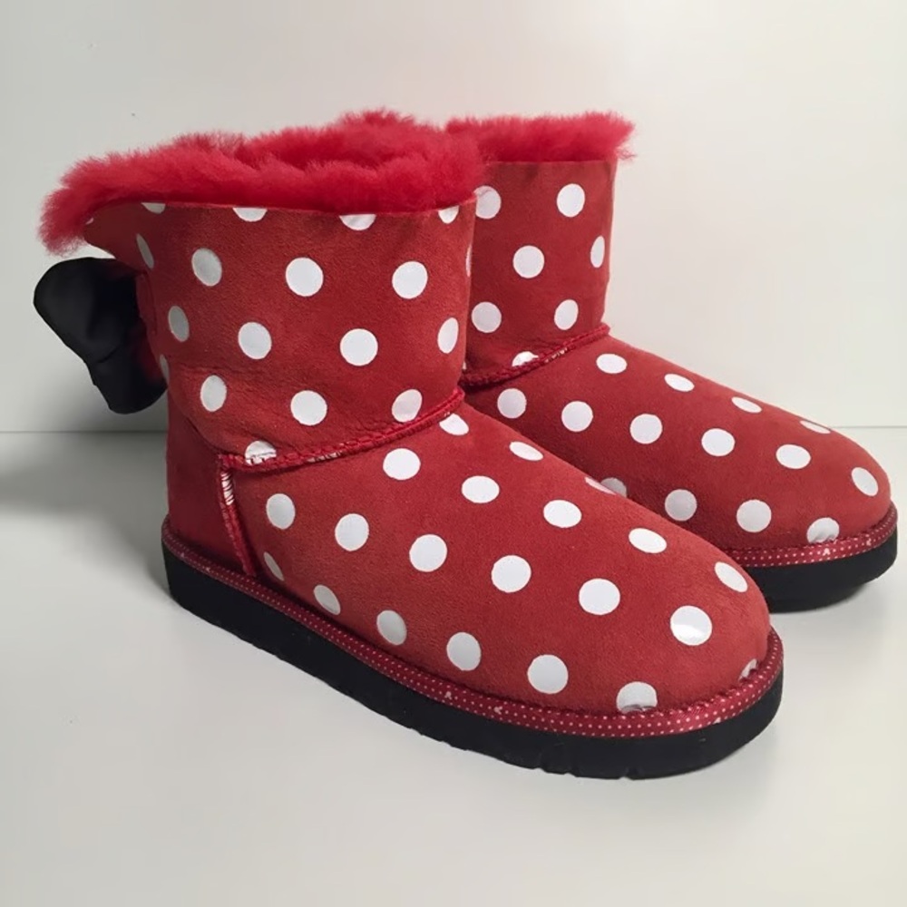 UGG DISNEY MINNIE SWEETIE BOW RED BLACK SUEDE BOOTS SIZE US 3 KID GIRL UNISEX